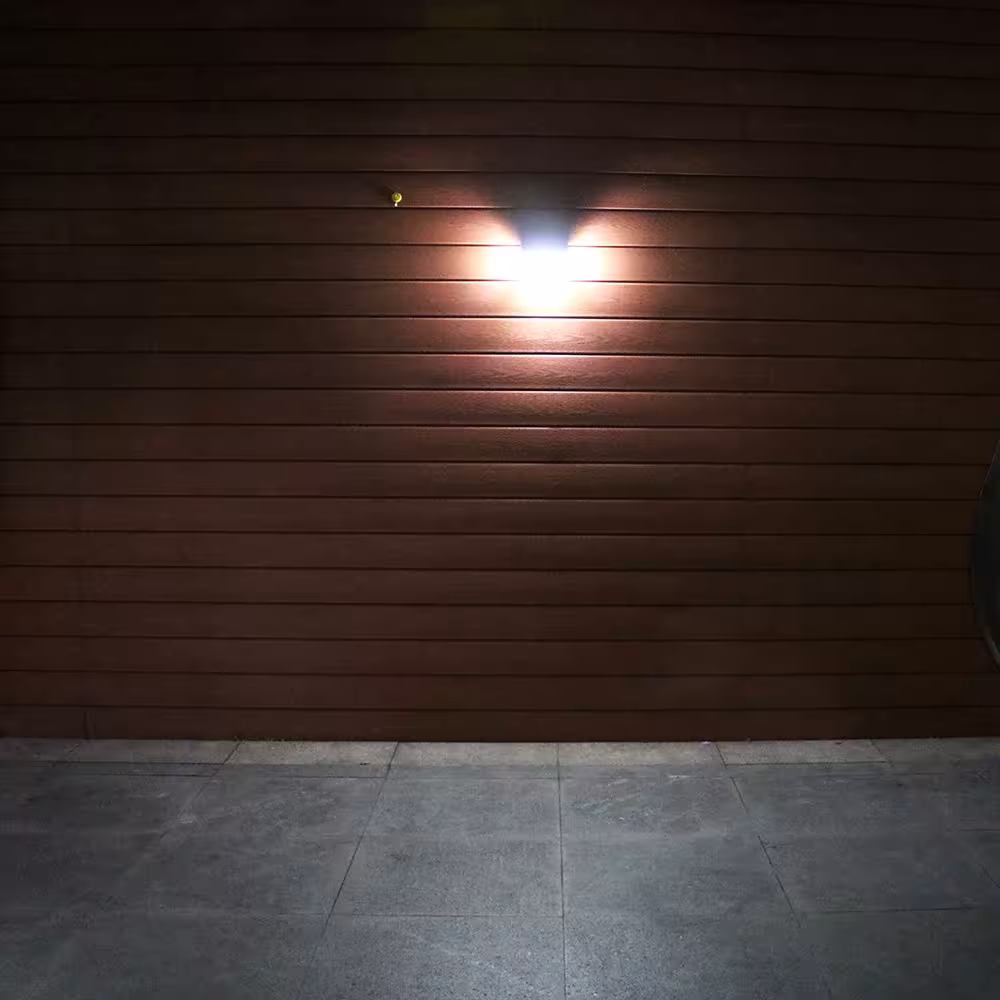saulės energija LED šviestuvas