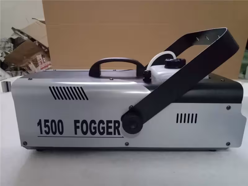 machine à fumée 1500W