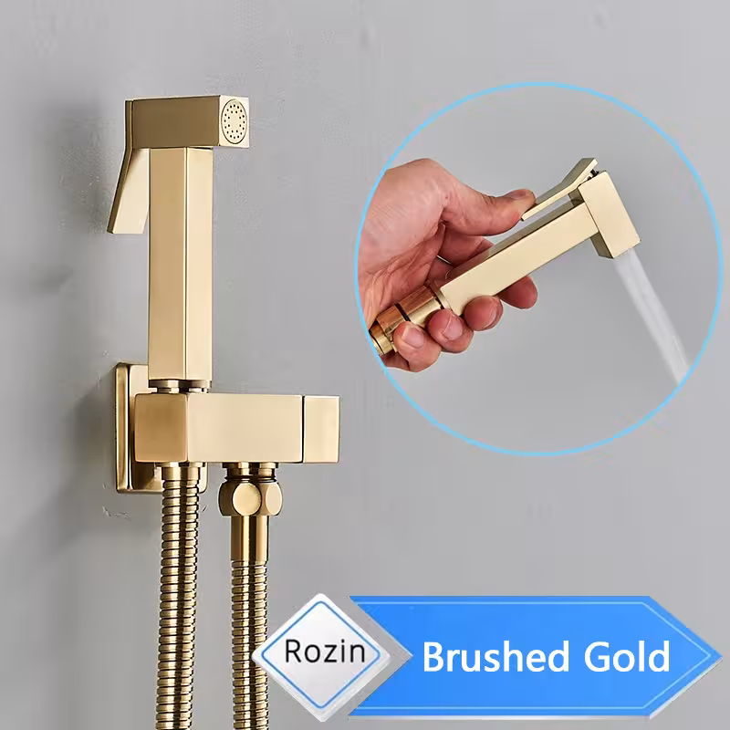 bidet čiaušas sienoje