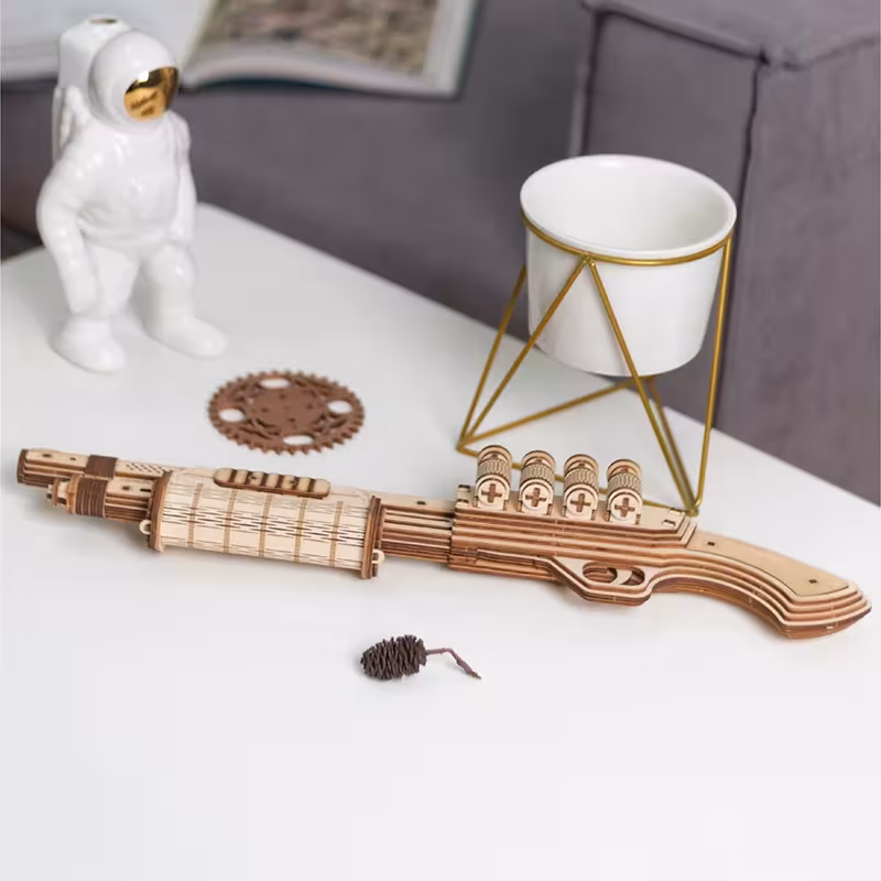 constructeur de revolvers en bois