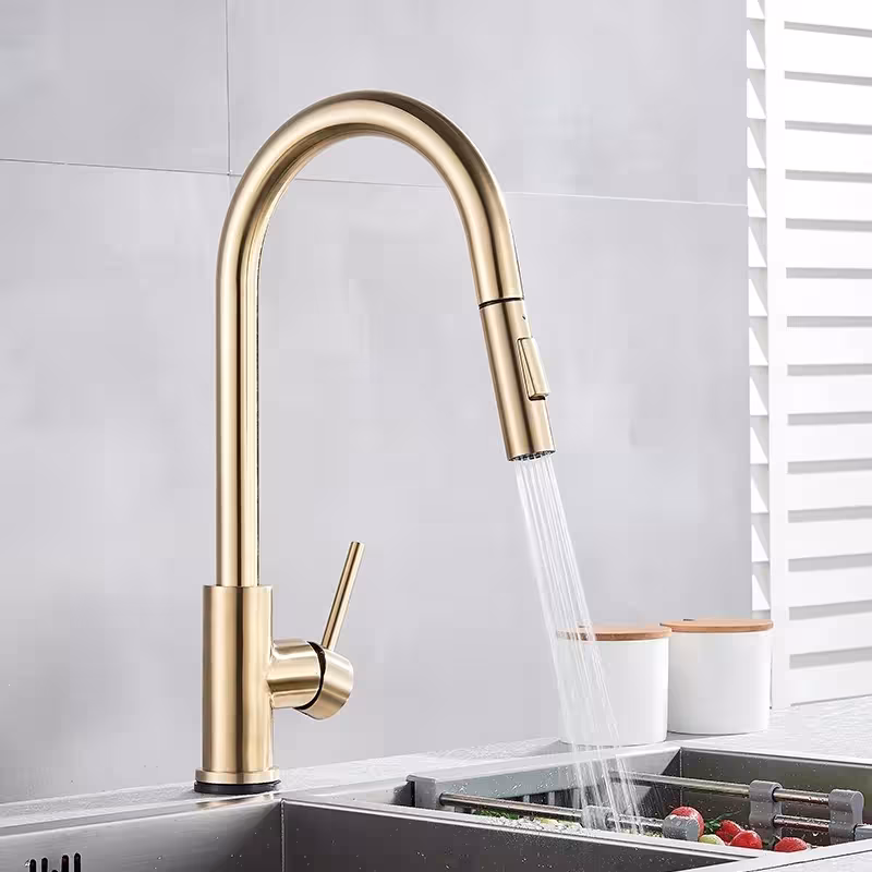 grifo de cocina color dorado