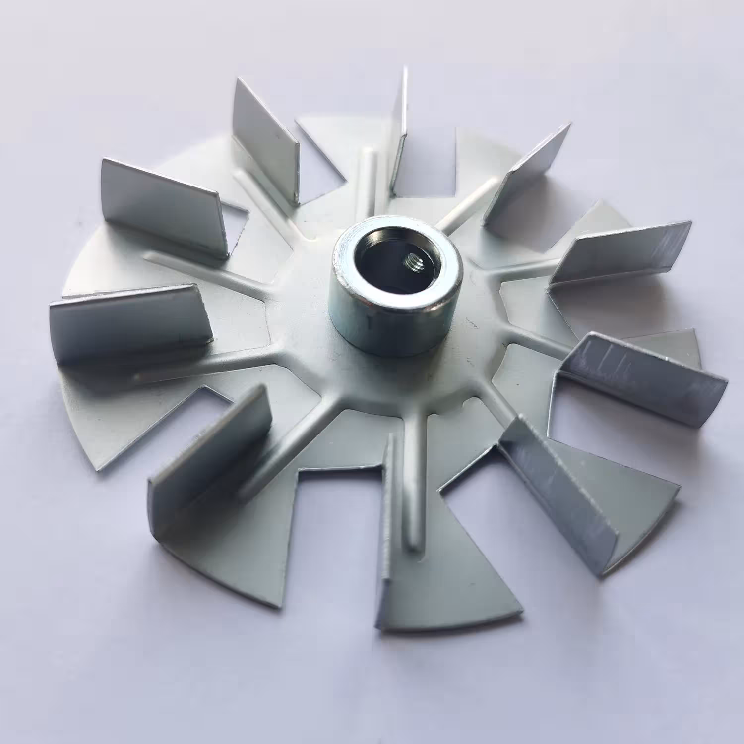 orkaitės ventiliatoriaus metalinis sparnai