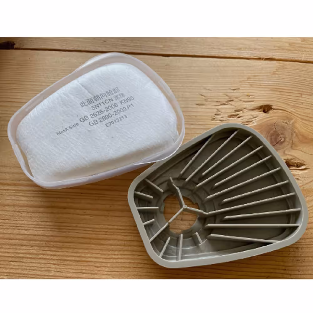 half-face respirator for fumes