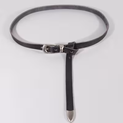 Piccola pelle naturale per una cintura da donna 120cm con decorazione ospite