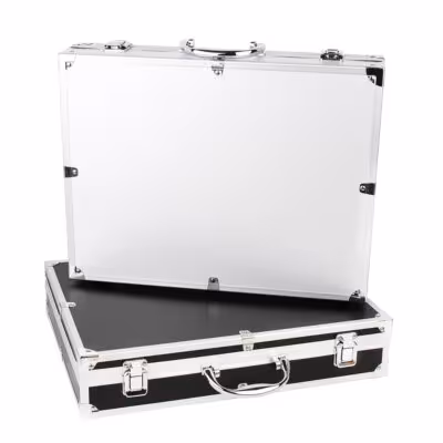 Aliuminio įrankių dėžė nešiojama talpykla organizeris su pertvaromis iki 30 kg 480x330x200 mm