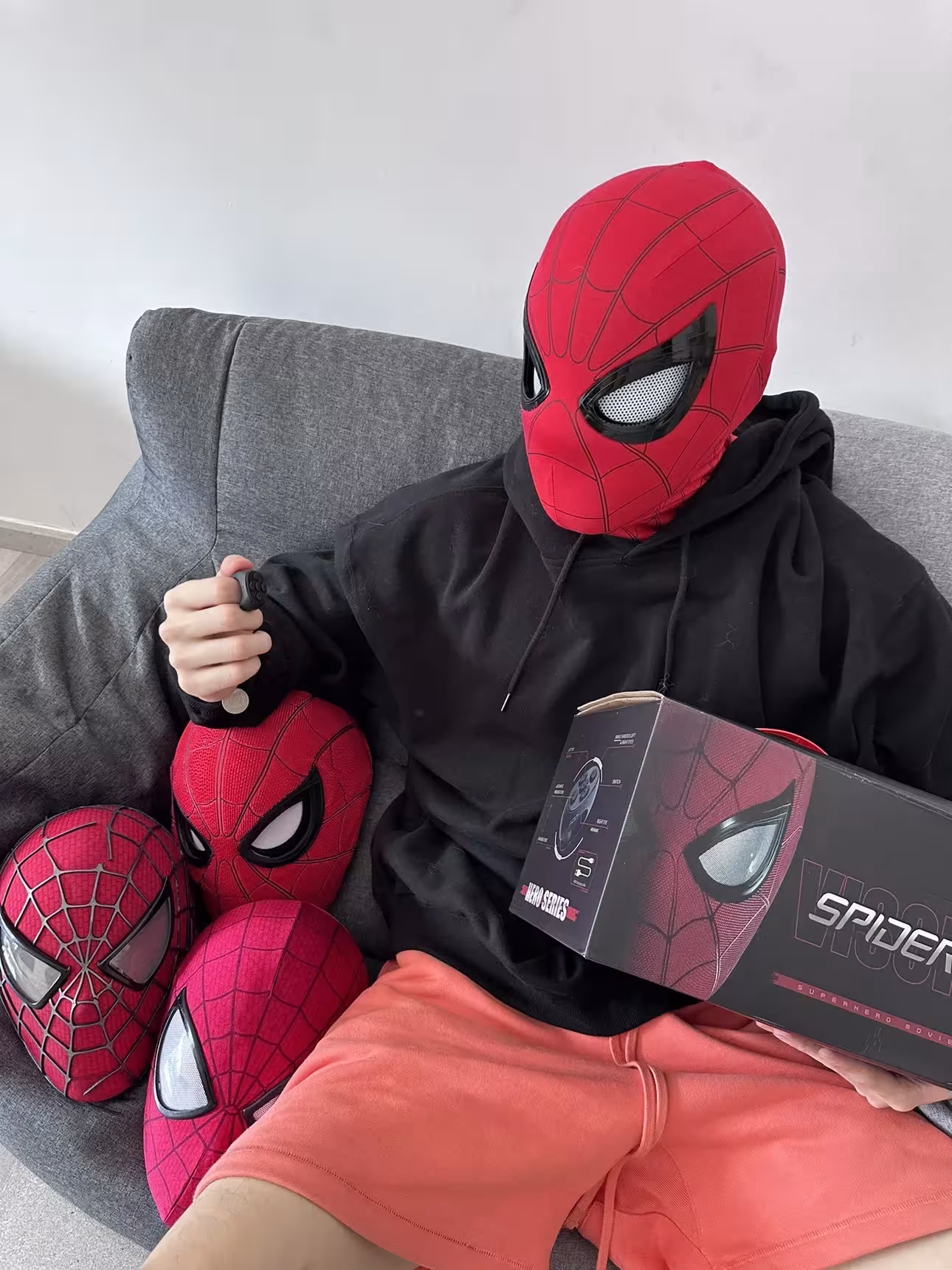 Masque LED électrique avec télécommande et recharge USB