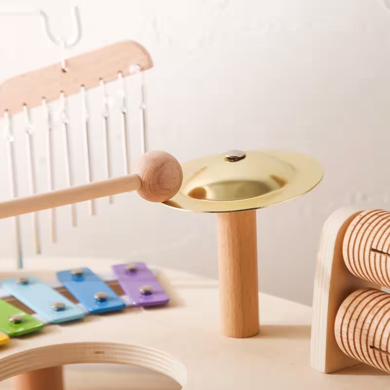 Juguetes musicales de madera para niños