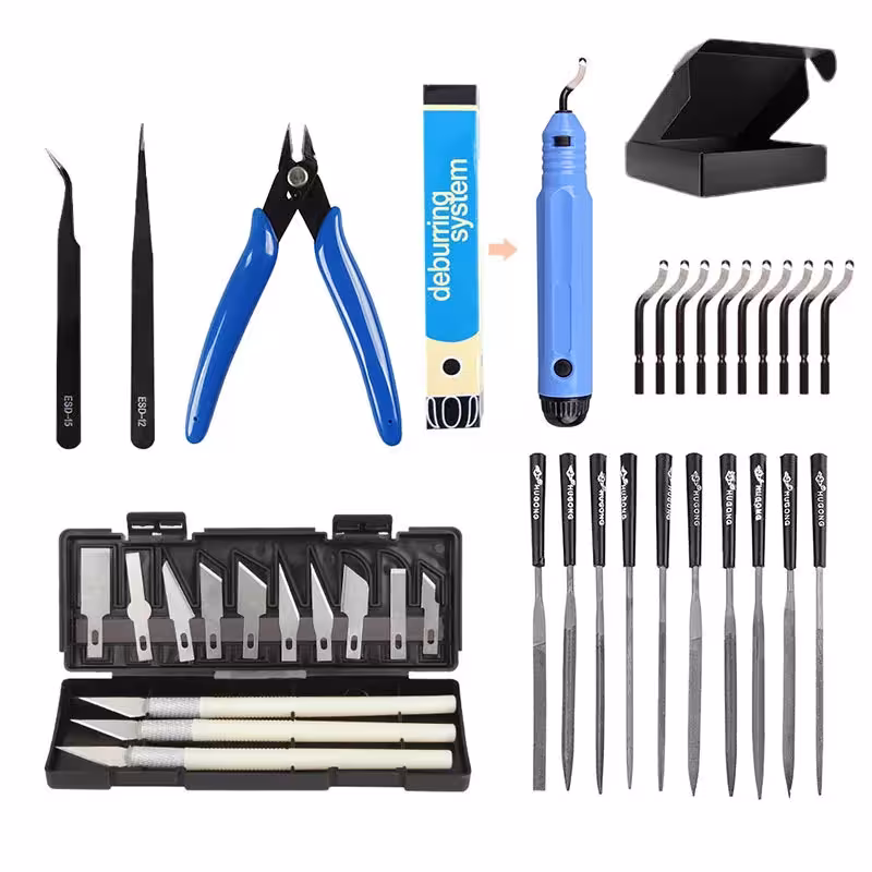 Kit d'outils d'impression 3D de 38 pièces avec lames de gravure et de découpe, ainsi que des accessoires pour l'élimination des bavures, idéal pour les loisirs créatifs.