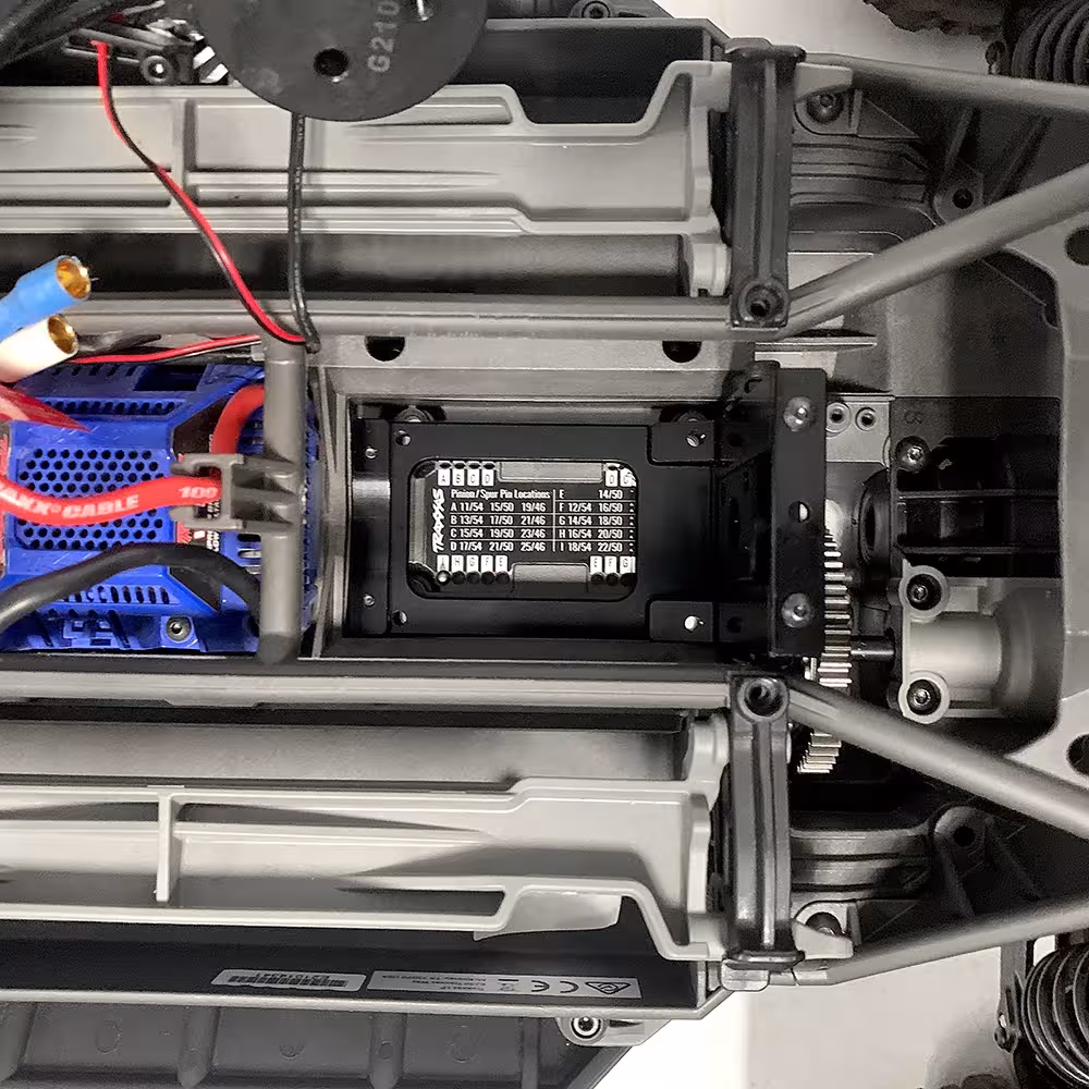 engine holder X-Maxx