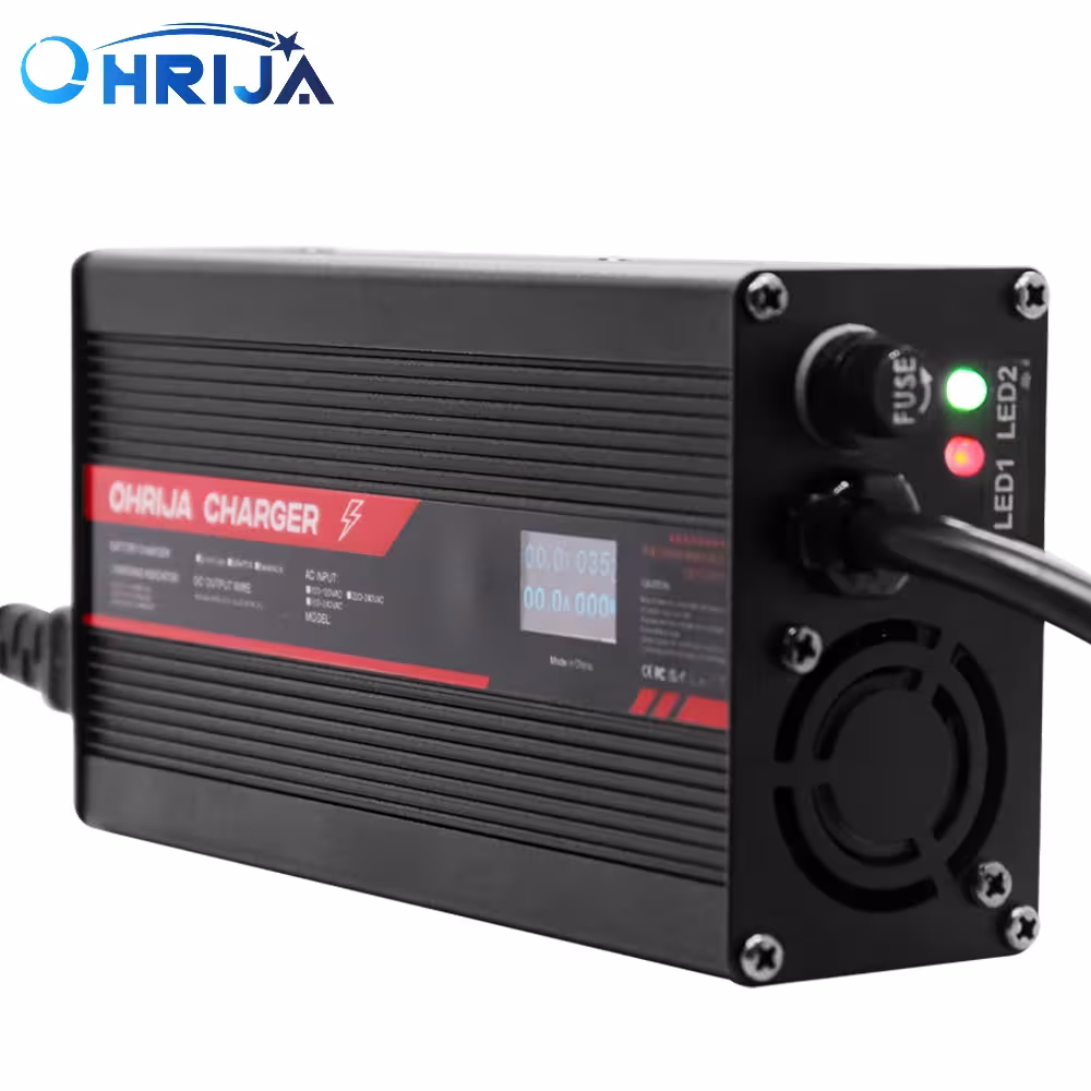 14.6V 20A chargeur à grande vitesse LiFePO4 batterie avec écran OLED