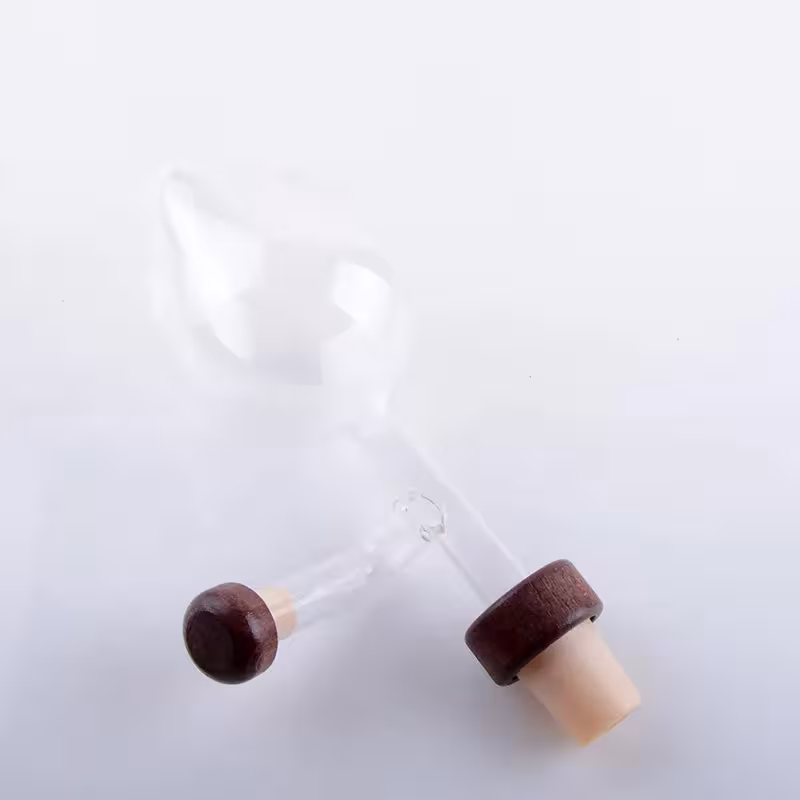 aérateur de vin rouge