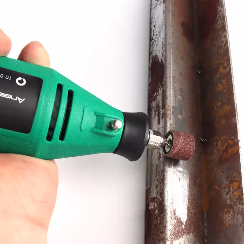 Compact drill driver
