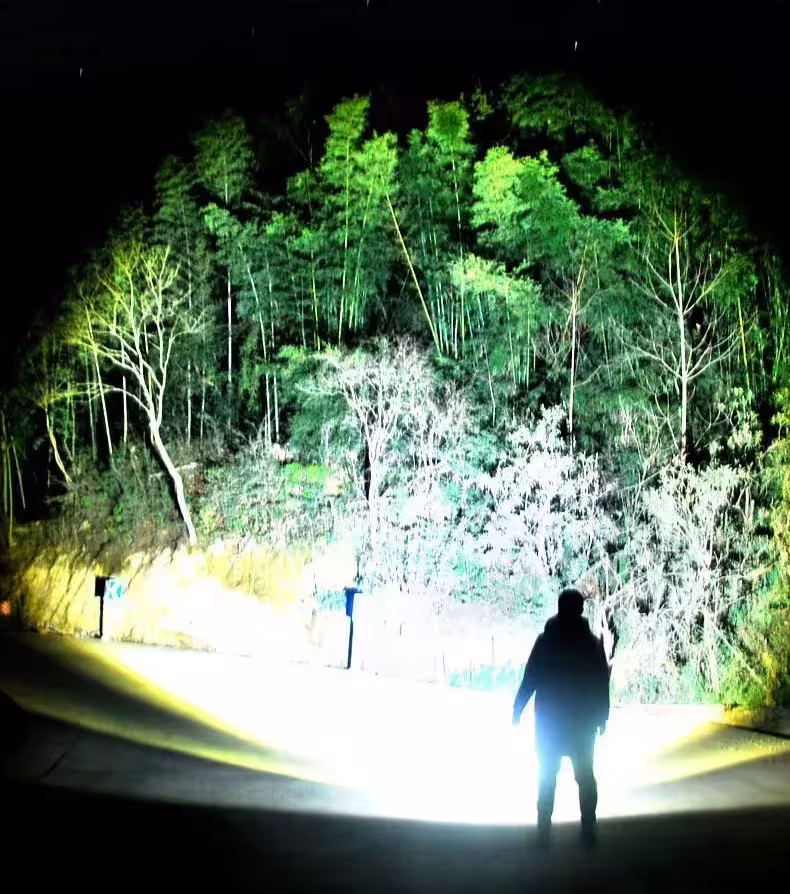 Linterna LED potente