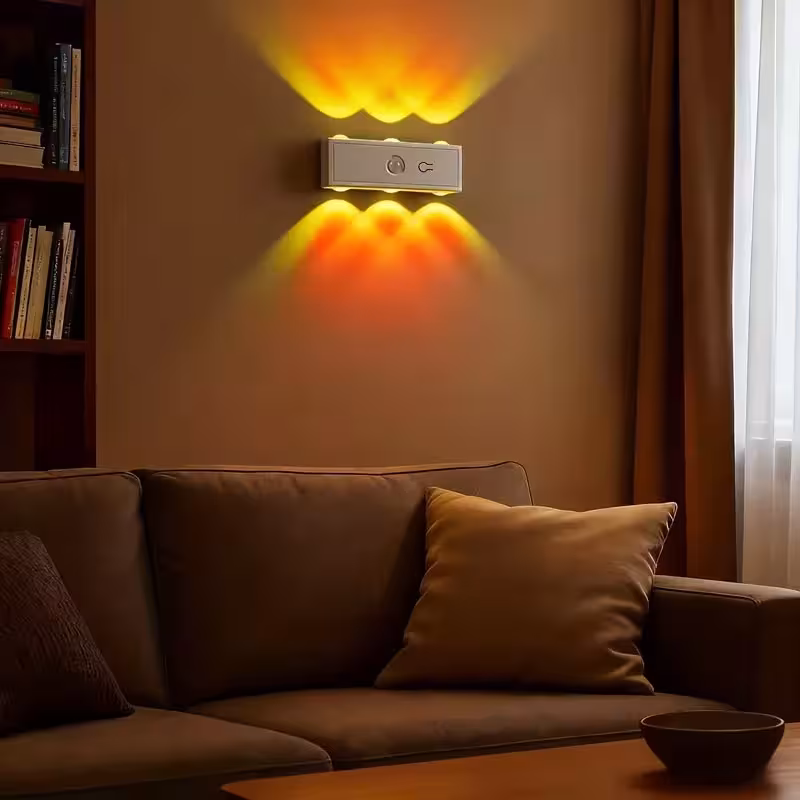 magnetinė LED sienelė šviesa