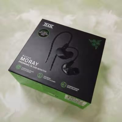 Moniteurs intra-auriculaires ergonomiques Razer Moray avec double haut-parleur