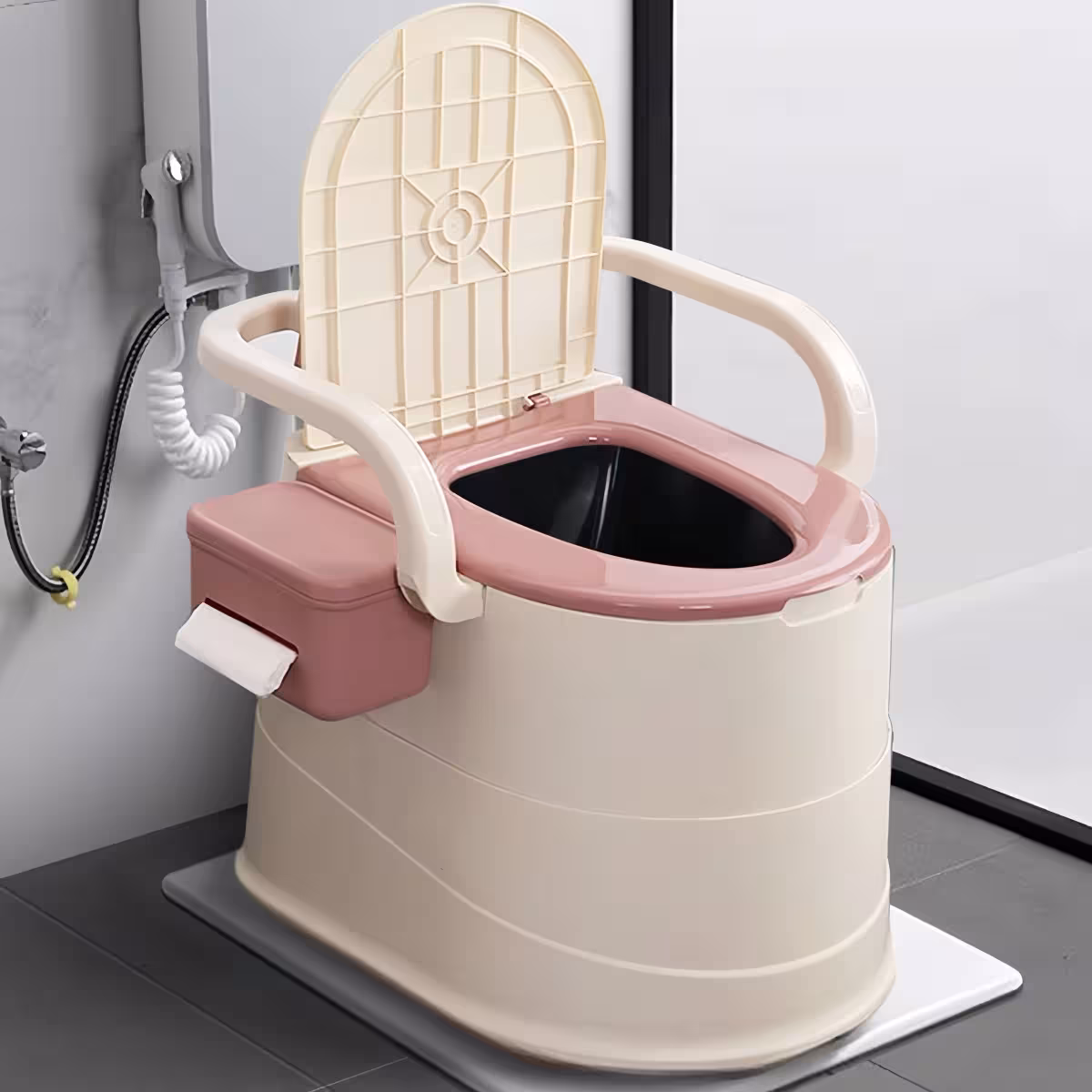 portable toilet with lid