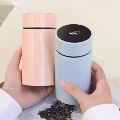 Mini tasse thermique de poche intelligente 200ml en acier inoxydable avec affichage de la température