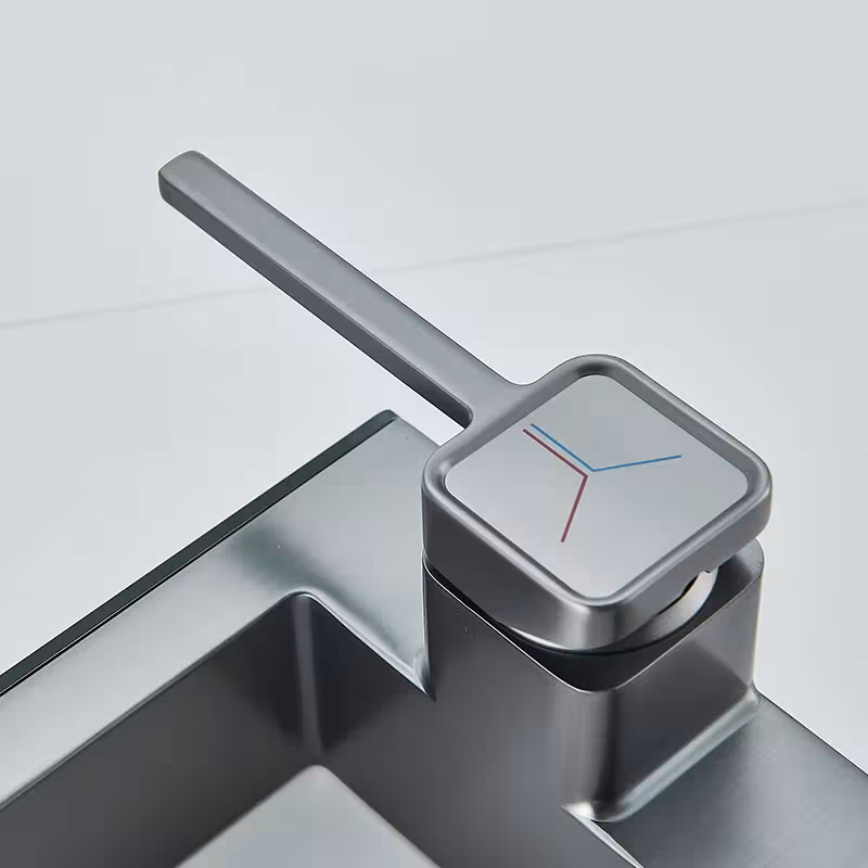 bagno mixer LED display