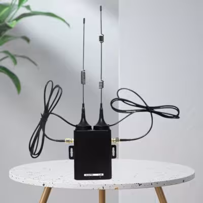 Router industrial 4G LTE H927 de 150Mbps con ranura para tarjeta SIM y antenas externas