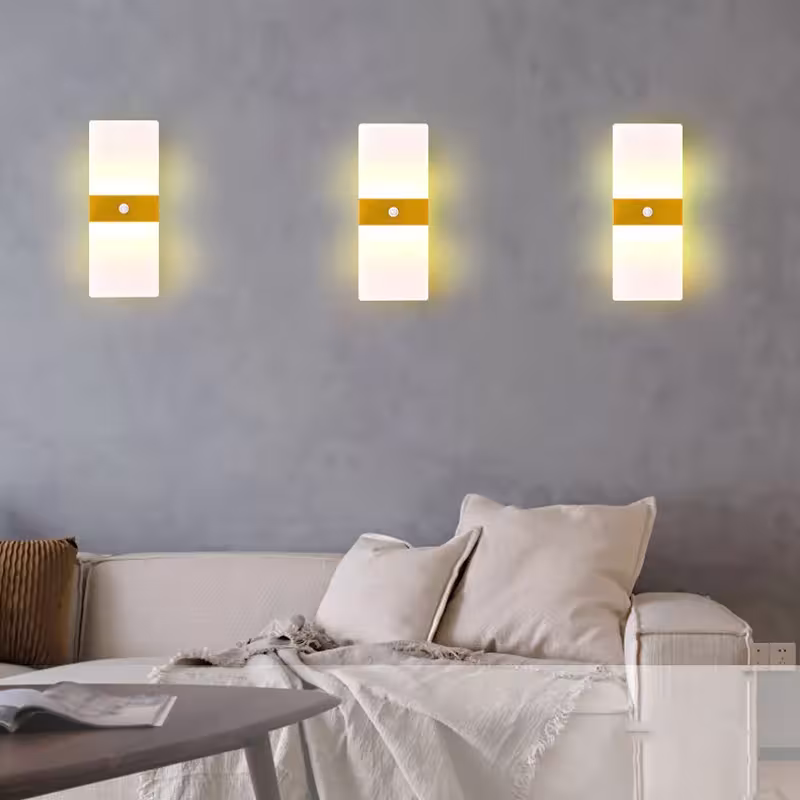 Lampada LED con sensore di movimento
