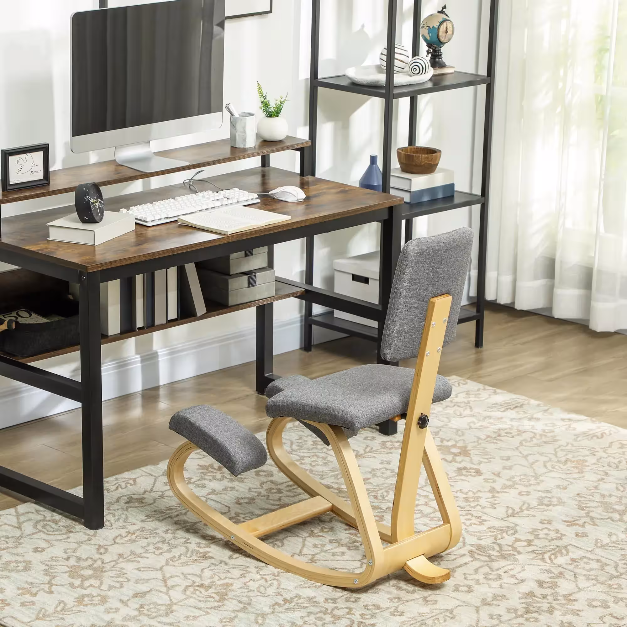 Chaise ergonomique pour les genoux.