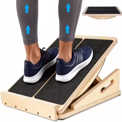 Planche en bois inclinée pour le stretching des mollets et des chevilles, ainsi que pour l'amélioration de l'équilibre, avec un réglage à 4 angles.