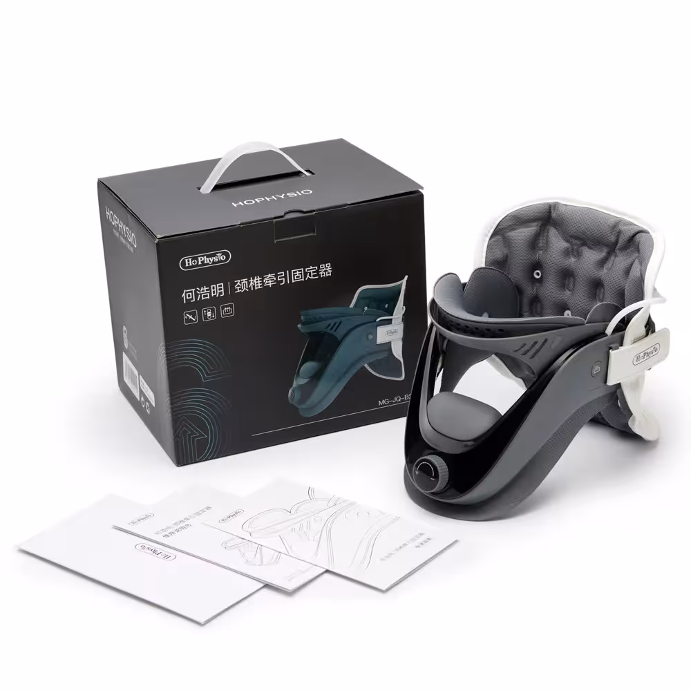 Neck brace with traction