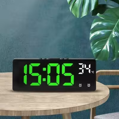 Sveglia digitale con controllo vocale, display della temperatura, doppia sveglia, funzione snooze, modalità notturna e display LED a 12/24 ore per scrivania.