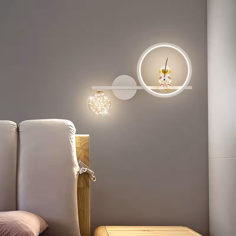 astronaut wall lamp