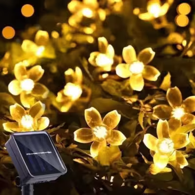 Solarbetriebene LED-Lichterkette mit Kirschblütenmotiven, 5/7/12/22m Länge, 20/50/100/200 LEDs, wasserdichte Dekoration für den Garten.