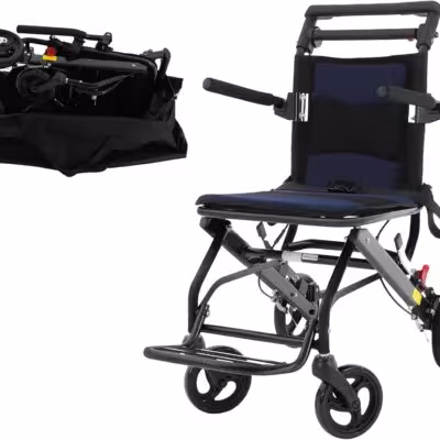 Silla de ruedas plegable de 84x48x89 cm con cesta, reposabrazos giratorios de 270° y cinturón de seguridad ajustable, con capacidad hasta 100 kg