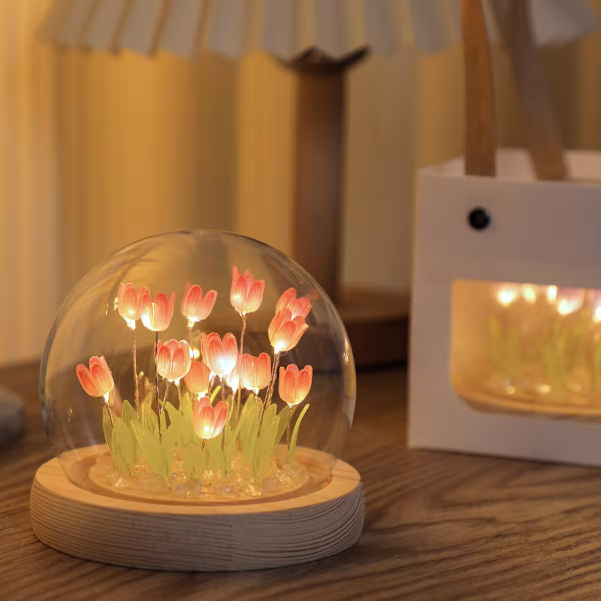 lampe de nuit en forme de boule de cristal