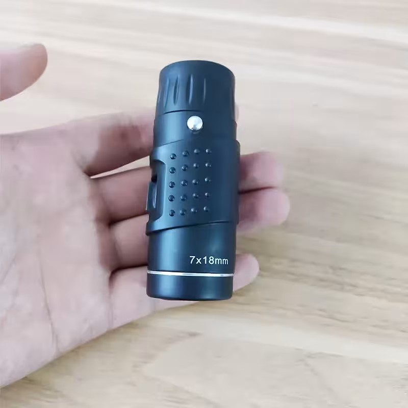 Mini Binocolo Portatile HD 7×18 con Ottica Completamente Rivestita BAK4 per Caccia, Viaggi e Osservazione