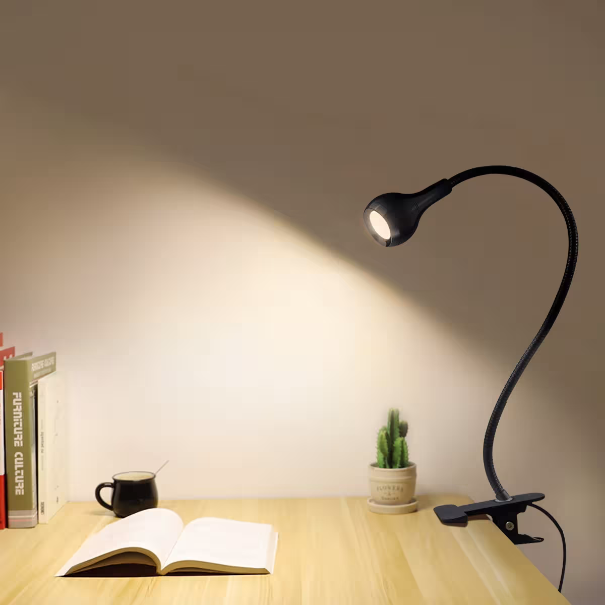 Lámpara de escritorio LED flexible con alimentación USB y abrazadera ajustable, lámpara de lectura para iluminación nocturna en el dormitorio.
