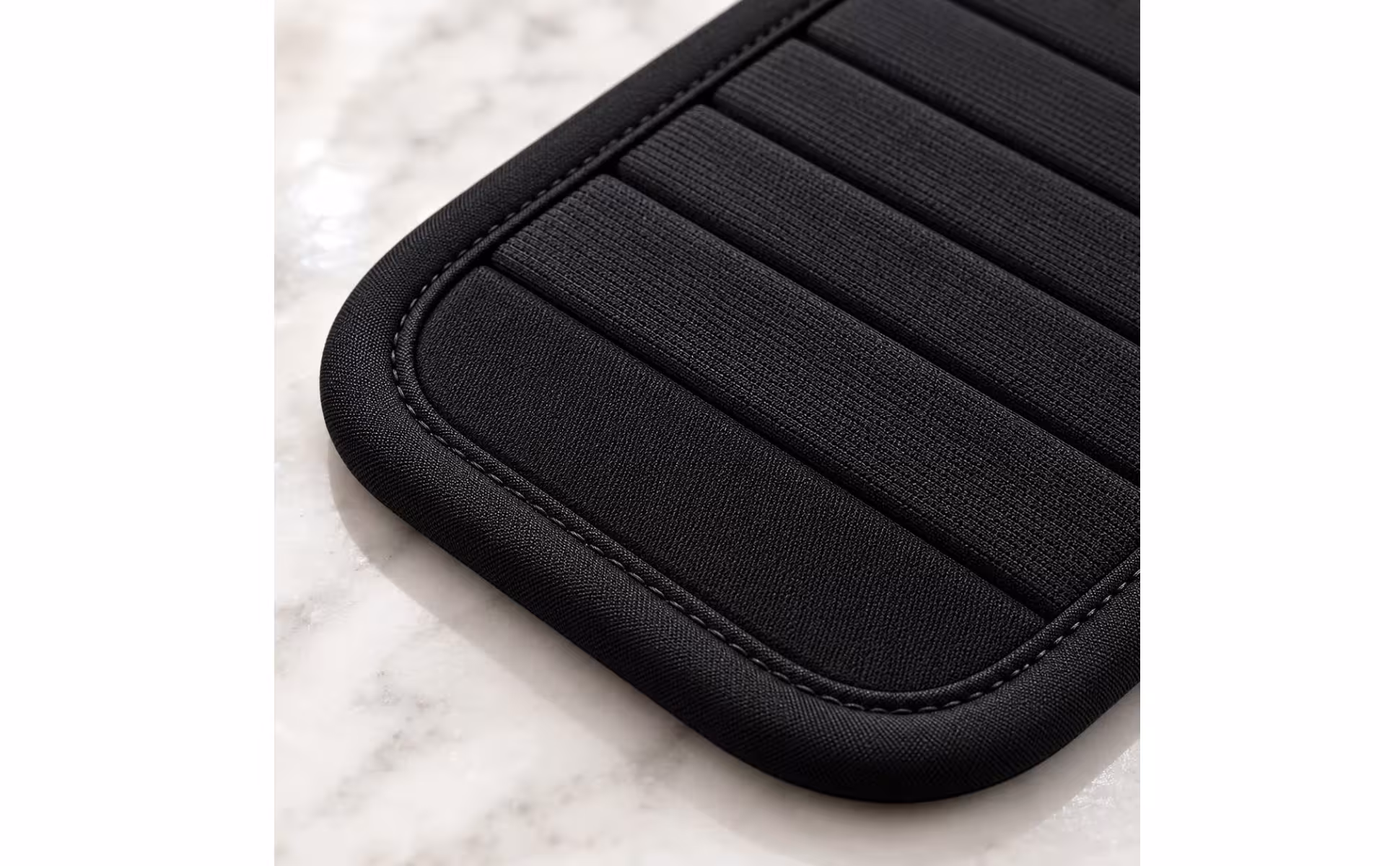 Alfombrilla antisalpicaduras para grifo con esquinas redondeadas, protector para detrás del grifo, accesorio de baño multifuncional para encimera