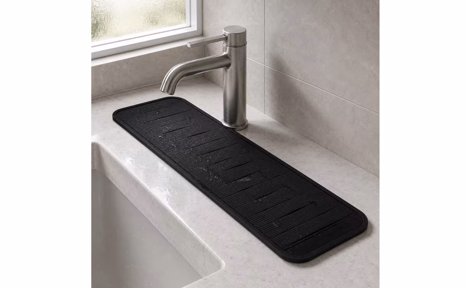 Alfombrilla antisalpicaduras para grifo con esquinas redondeadas, protector para detrás del grifo, accesorio de baño multifuncional para encimera