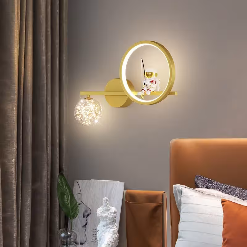 astronaut wall lamp