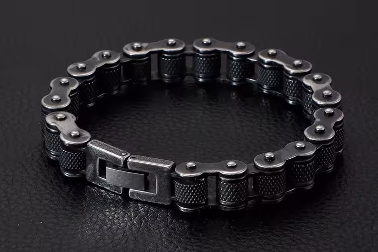 bracciale a catena per motociclisti