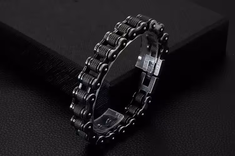 bracciale a catena per motociclisti