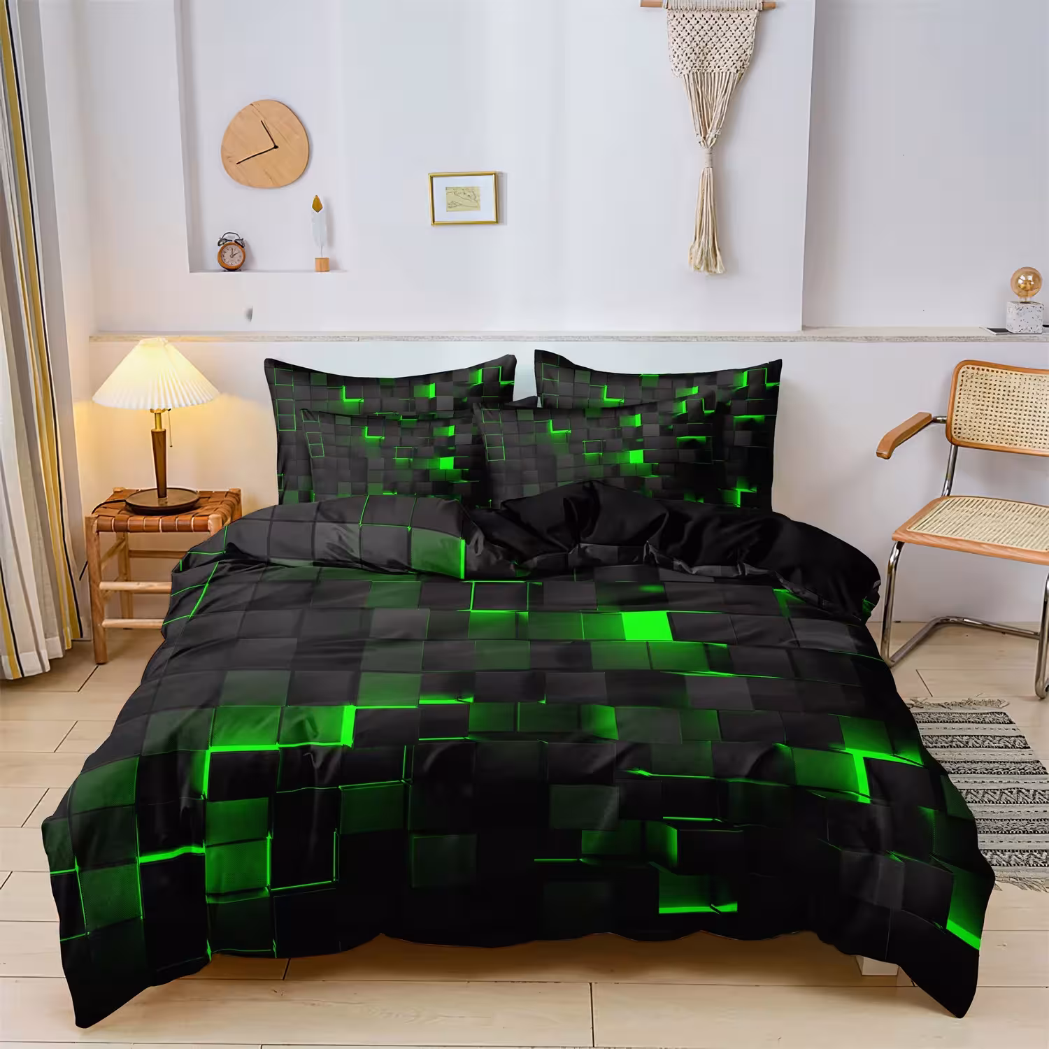 Bedding set with pattern