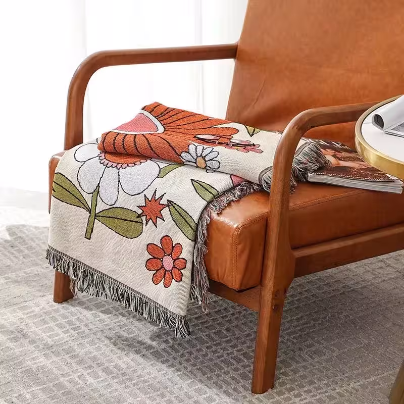 Vintage floral blanket with tassels