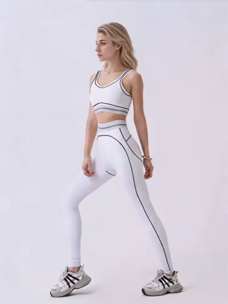 ensemble de yoga pour femmes