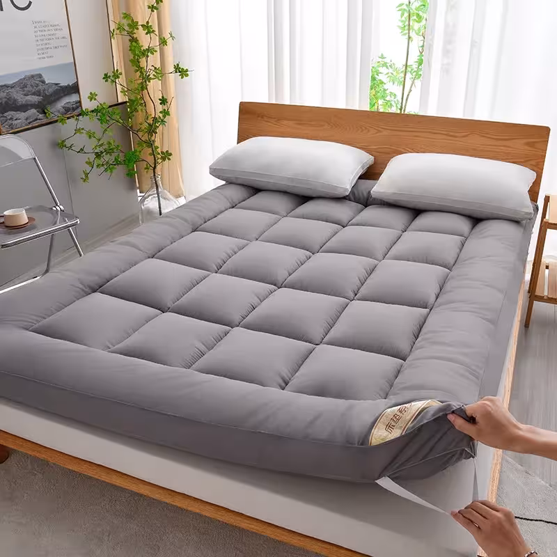 Fluffy mattress protector for all seasons, soft bedding protection for various sizes