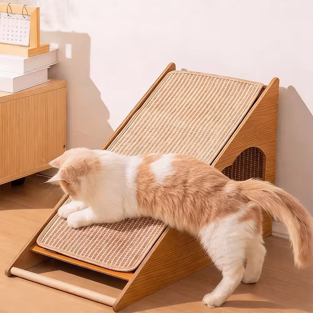 tiragraffi verticale per gatti