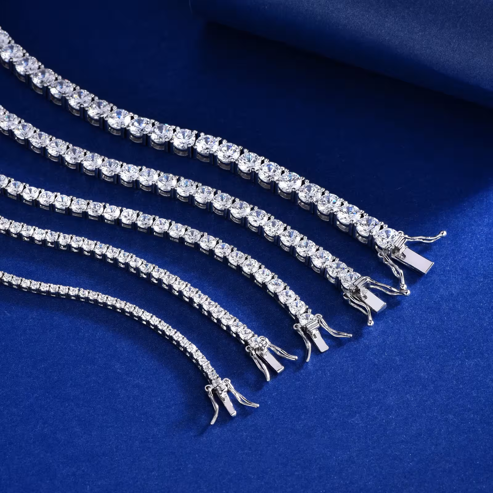 Braccialetto tennis in moissanite.