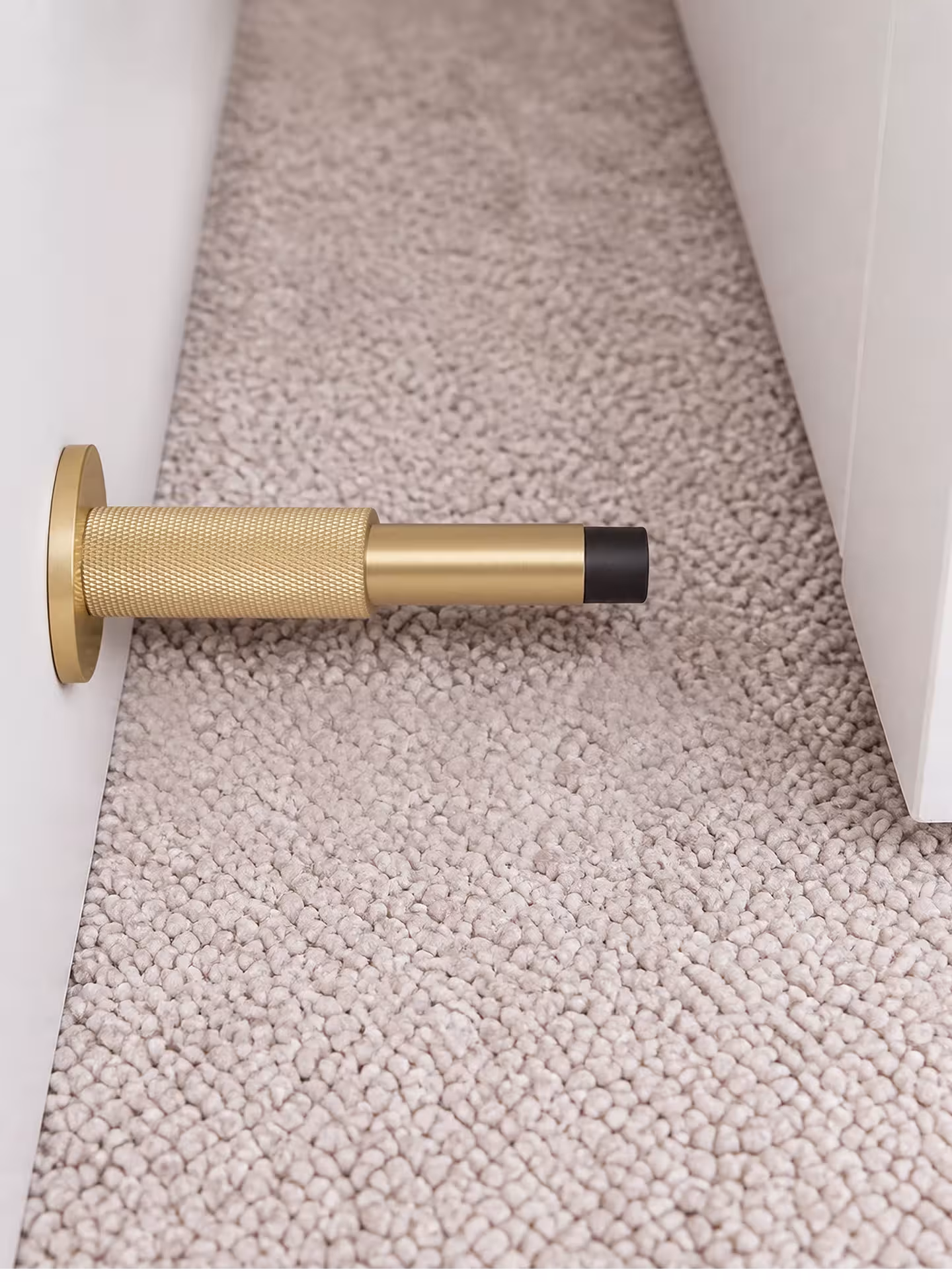 tope para puertas con ranuras
