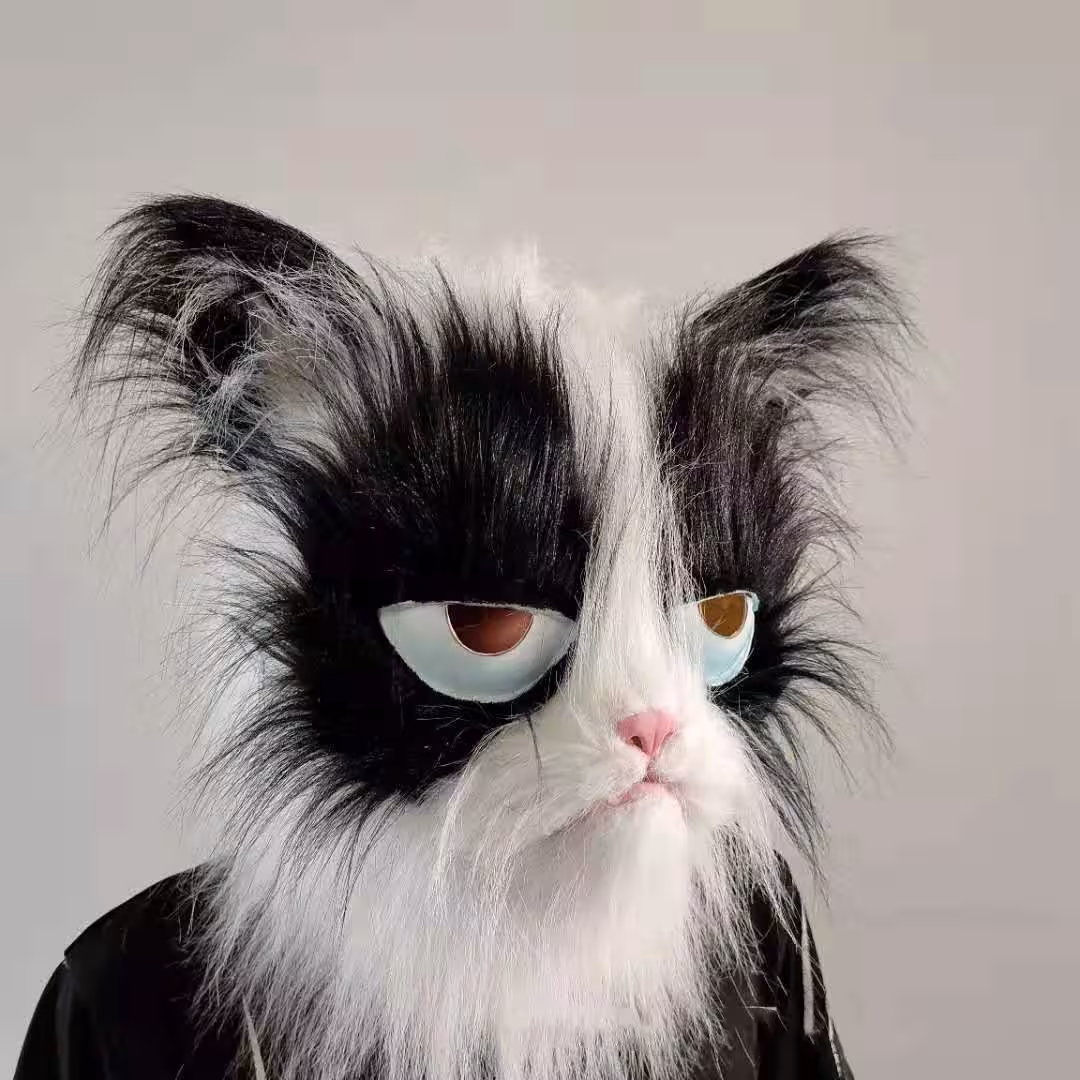 masque de chat en latex
