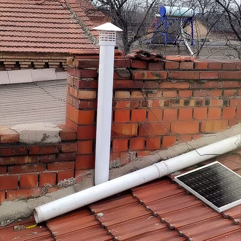 Solar roof vent for 12V systems, suitable for 110mm pipes, with an 8W/12W solar panel