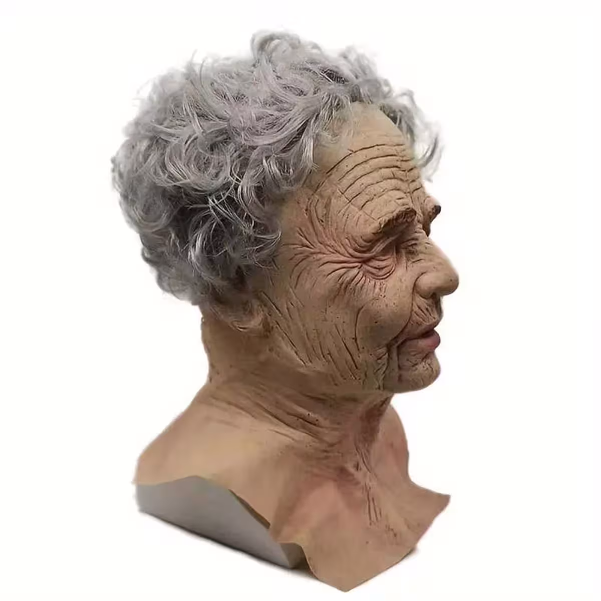 maschera realistica della nonna in lattice